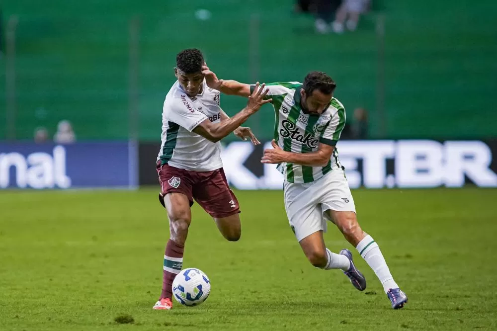 Com gols em sequência, Fluminense empata diante do Juventude e sai do G-6