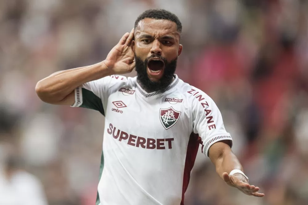 Fluminense goleia a Aparecidense e avança na Copa do Brasil
