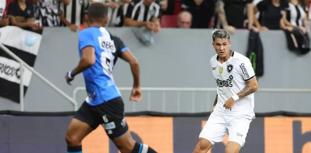 Com time alternativo, Botafogo perde para o Capital-DF, mas avança na Copa do Brasil