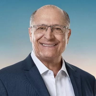 Com diagnóstico de gastroenterite, vice-presidente Geraldo Alckmin recebe alta de hospital em Brasília