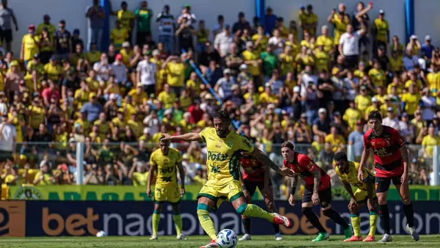 Reinaldo marca de novo, e Mirassol vence o lanterna Sport 