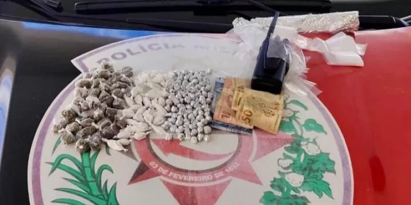 Mulher é presa por tráfico de drogas em Coremas com mais de 170 porções de entorpecentes