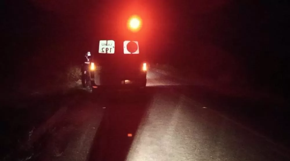 Acidente do tipo queda de moto deixa duas pessoas feridas na PB-327 na zona rural de Mato Grosso (PB)