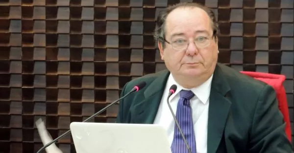 Morre Arthur Cunha Lima, ex-presidente da Assembleia Legislativa da Paraíba, aos 75 anos