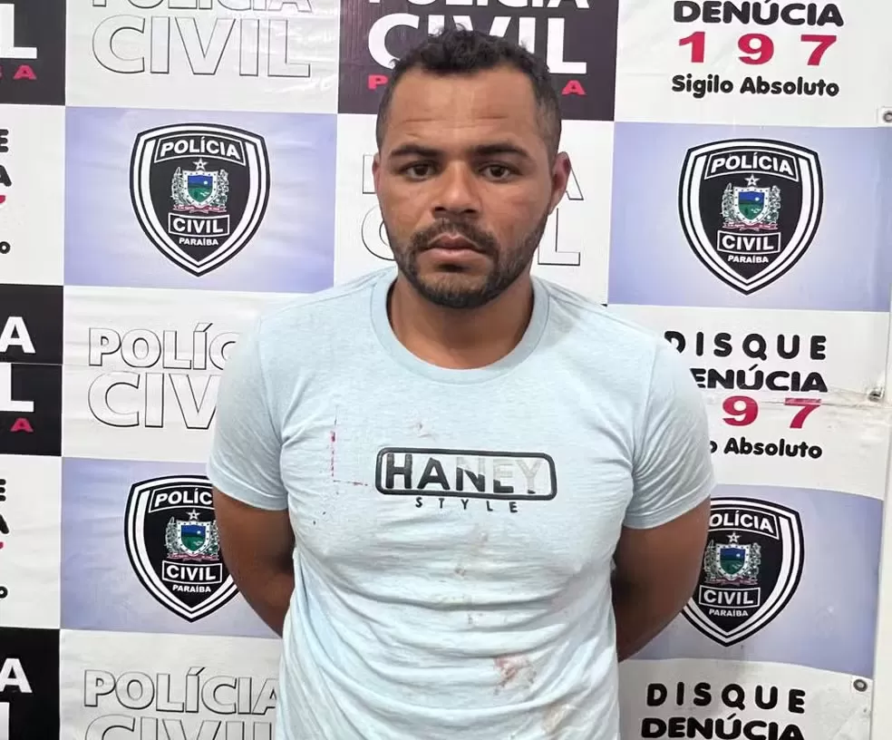 Homem é preso suspeito de matar ex-namorada após chamá-la em palco de festa, na Paraíba