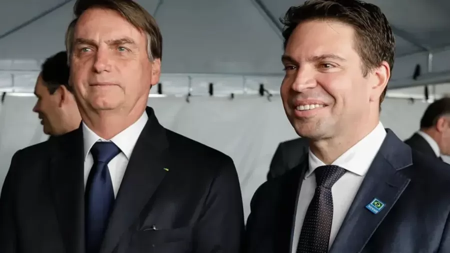 PF conclui inquérito da Abin paralela e indicia Bolsonaro, Carlos Bolsonaro, Ramagem e diretor da agência