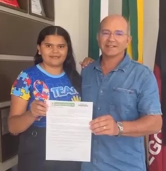 Prefeito Laurinho Maia e Associação com Autistas assinam convênio para custeio da entidade