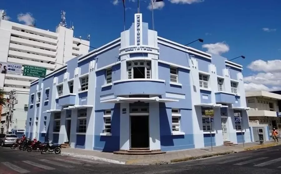 Prefeitura do Sertão anuncia concurso com mais de 550 vagas e com salário de até R$ 4 mil; confira
