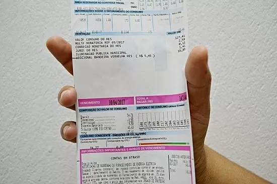 Saiba como vai funcionar a tarifa social de energia, que passa a valer neste sábado (5)
