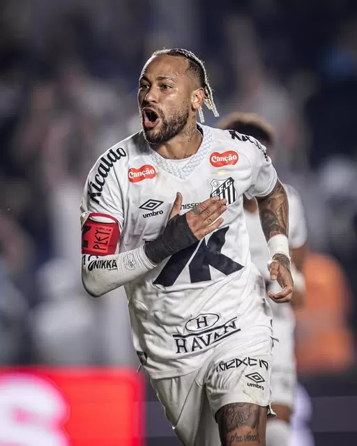 Neymar desencanta, Santos vence e encerra sequência invicta do Flamengo no Brasileirão