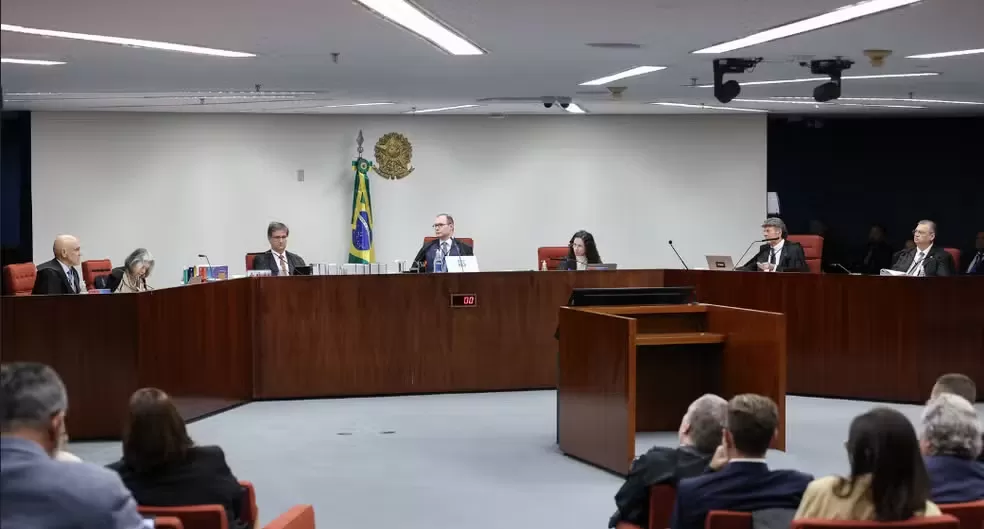 STF tem maioria para confirmar decisão de Moraes que impôs medidas restritivas contra Bolsonaro