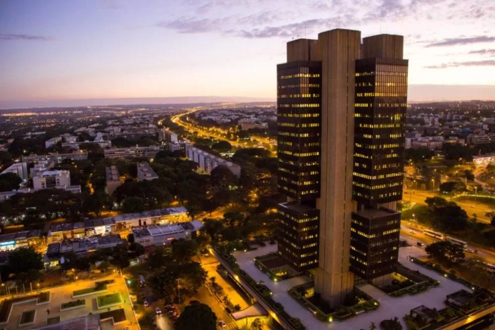 Inflação cai na pesquisa Focus pela 8ª semana seguida, aponta Banco Central