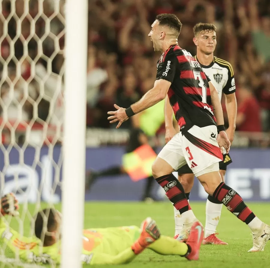 Flamengo vence o Atlético-MG no Maracanã e retoma liderança do Brasileirão