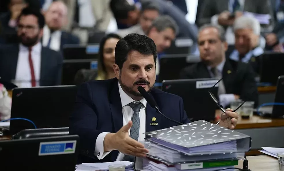 Marcos do Val é alvo de operação da PF e terá que colocar tornozeleira eletrônica