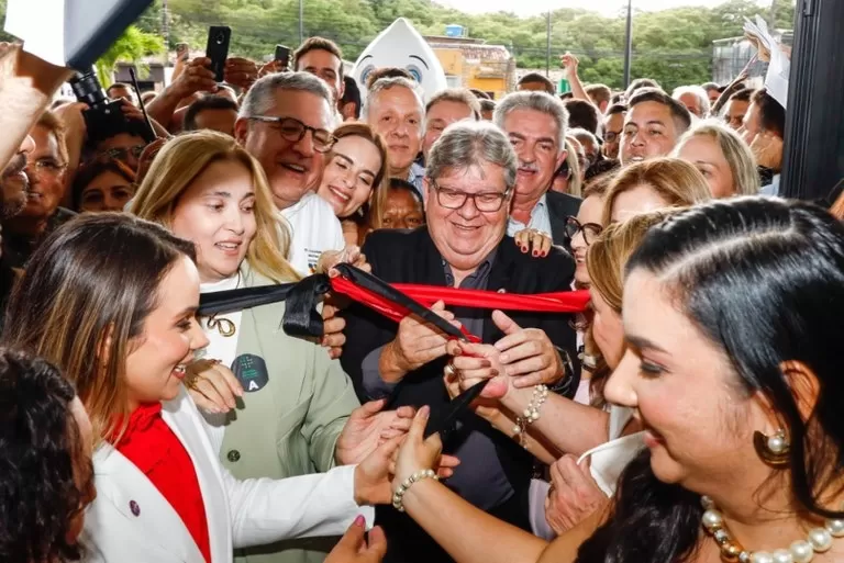 João inaugura Hospital da Mulher ao lado do ministro Alexandre Padilha e destaca estrutura moderna e humanizada do equipamento