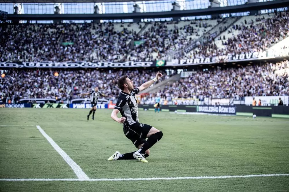 Com gol de Aylon, Ceará vence Bragantino por 1 a 0 no Castelão