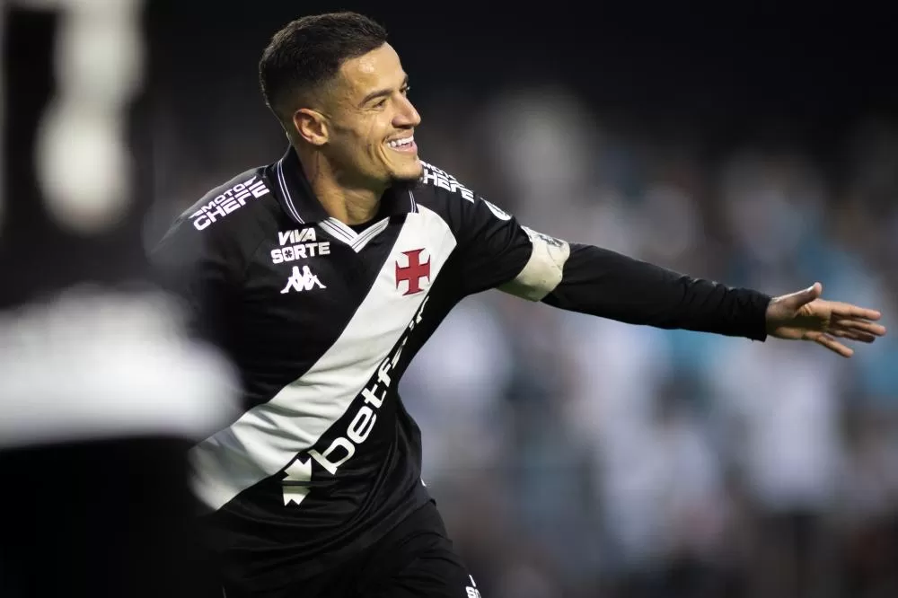 Vasco aplica goleada histórica no Santos, que demite Cleber Xavier