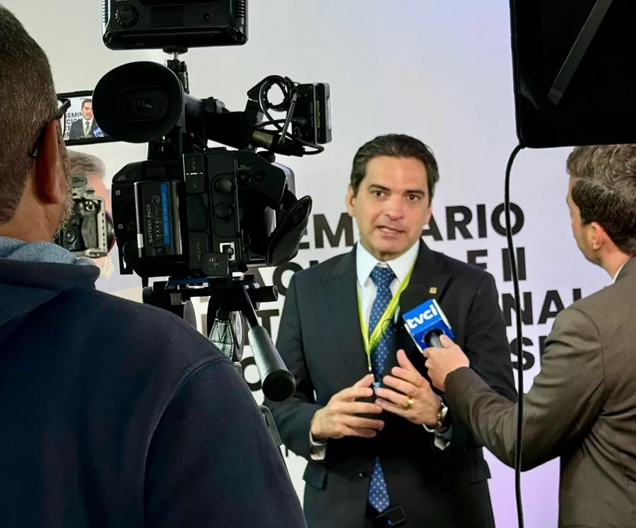 Deputado Murilo Galdino palestra no IV Seminário Nacional e II Internacional dos Portos em Curitiba (PR)