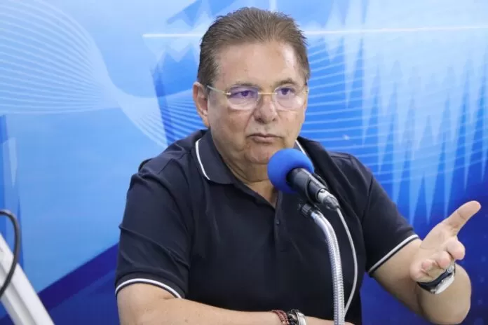“Quem viver, verá”, diz Adriano Galdino sobre disputar governo do Estado em 2026