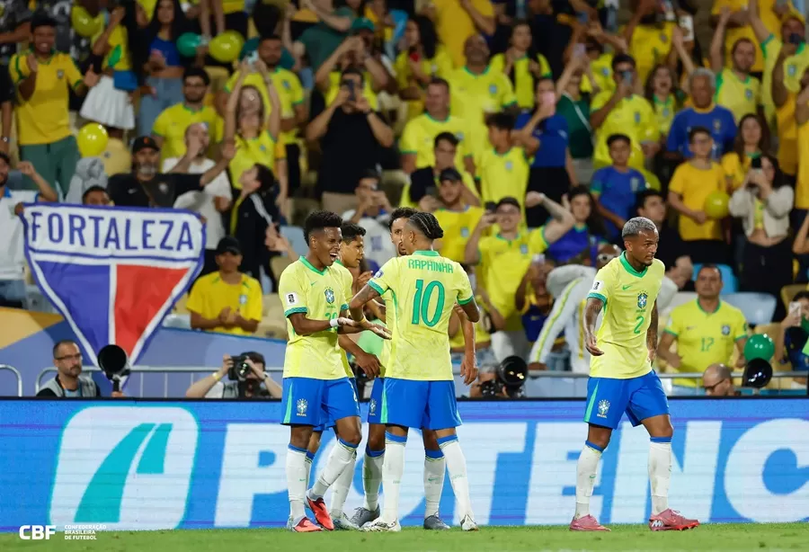 Brasil joga bem e vence o Chile por 3 a 0 na despedida em casa das Eliminatórias