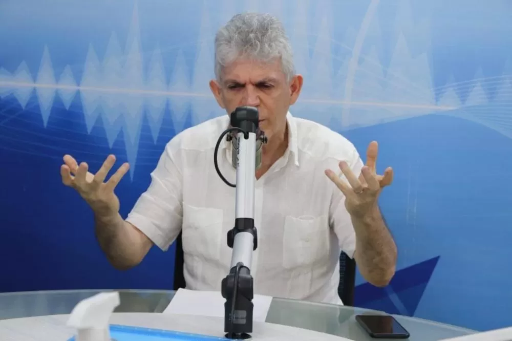 “Candidatura de Galdino não depende de pesquisas e subiria no palanque dele”, afirma Ricardo Coutinho