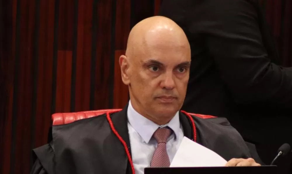 Alexandre de Moraes vota para condenar Jair Bolsonaro e aliados por tentativa de golpe de Estado