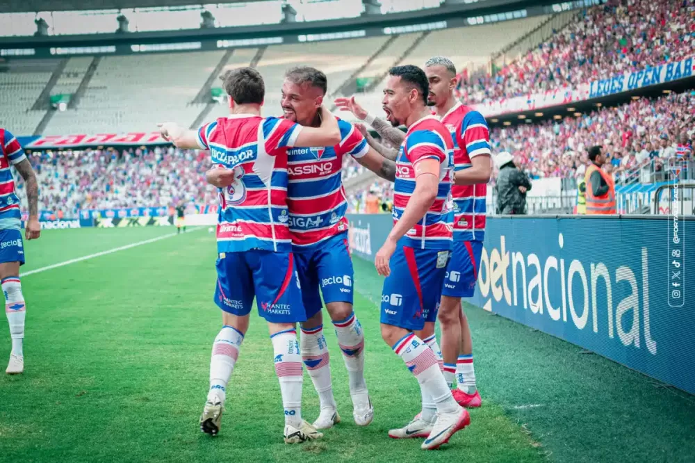 Na estreia de Palermo, Fortaleza supera o Vitória e chega aos 18 pontos