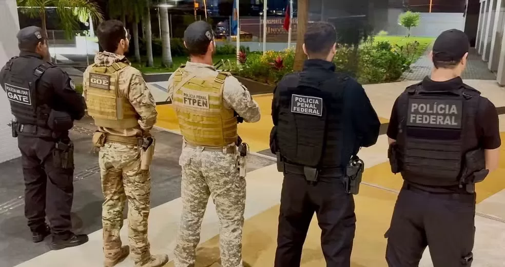 Operação cumpre mandados contra núcleos financeiro, administrativo e comando de facção criminosa na Paraíba