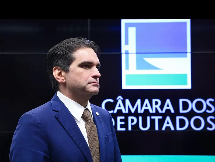 PL de Murilo que garante acompanhante em exame de direção para pessoas com TEA e Down avança e é aprovado em Comissão
