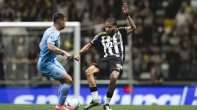Atlético-MG sofre, ganha com gol de Bernard no fim e encara o del Valle na semifinal