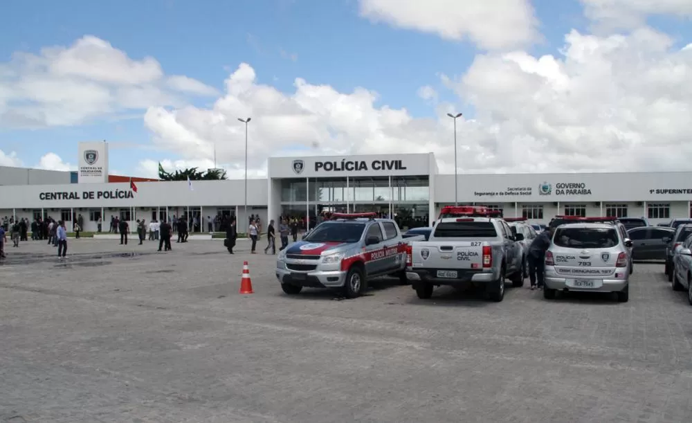 Mulher é presa em João Pessoa suspeita de vender atestados médicos falsos por R$ 50