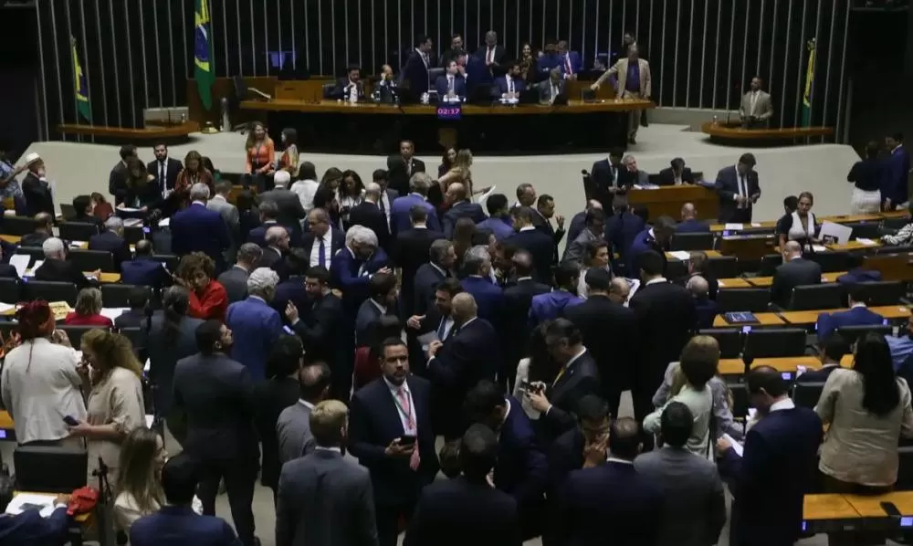 Câmara aprova com votação unânime projeto que amplia faixa de isenção do IR para R$ 5 mil