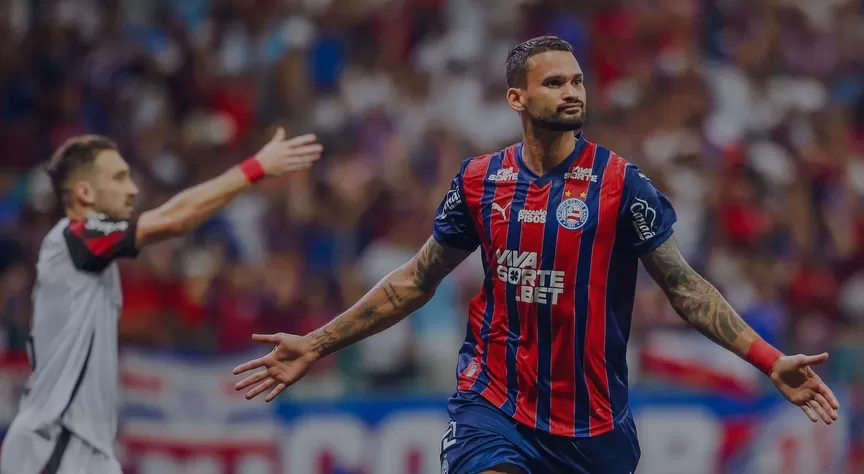 Bahia quebra escrita e vence; Flamengo tem dois expulsos e perde liderança