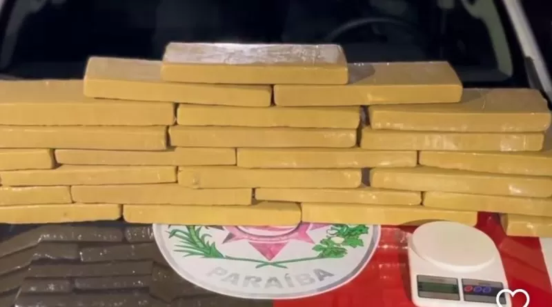 Polícia Militar apreende carga de maconha que seria distribuída em Campina Grande 
