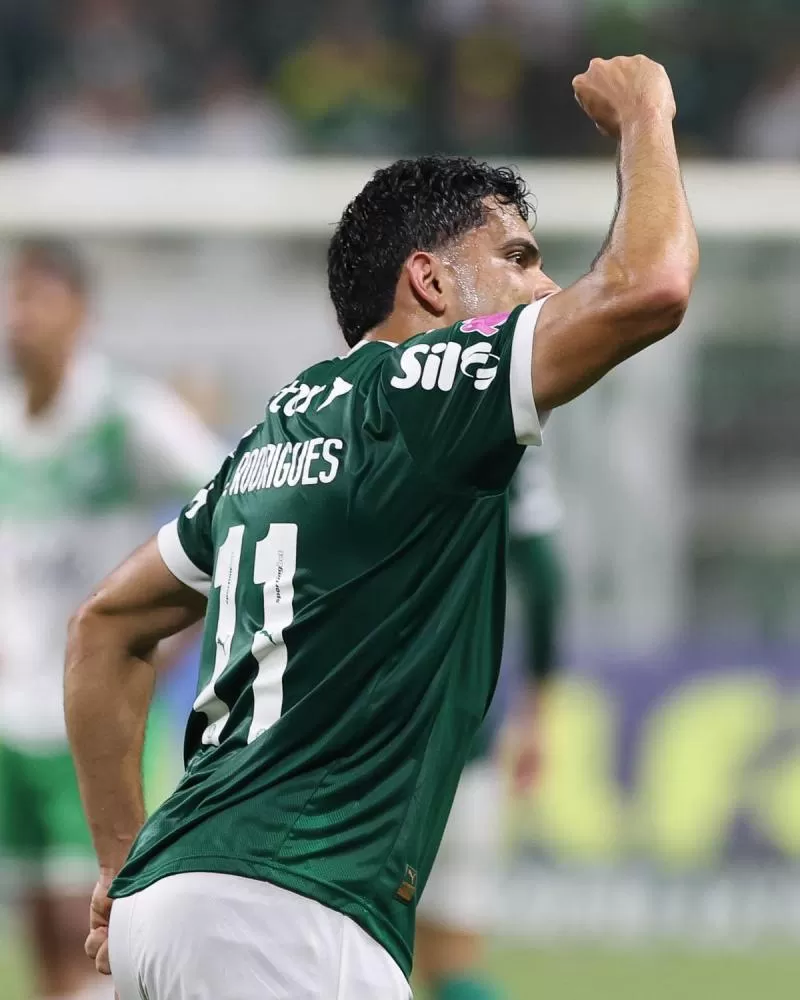 Palmeiras goleia o Juventude e se isola na liderança do Campeonato Brasileiro