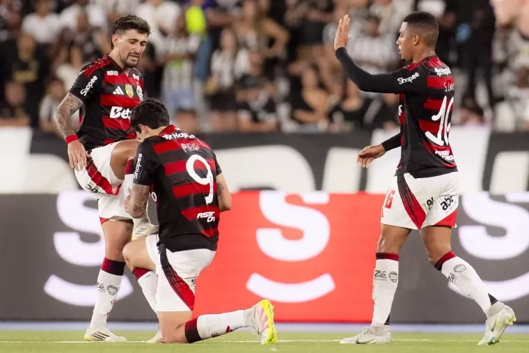 Com brilho de Pedro, Flamengo domina e vence o Botafogo no Nilton Santos