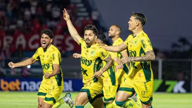 Mirassol domina São Paulo, vence com gol-relâmpago e pênaltis e mantém invencibilidade em casa
