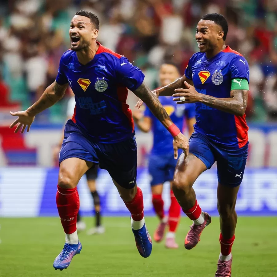 Bahia domina o Grêmio, goleia com tranquilidade e mantém perseguição ao G-4