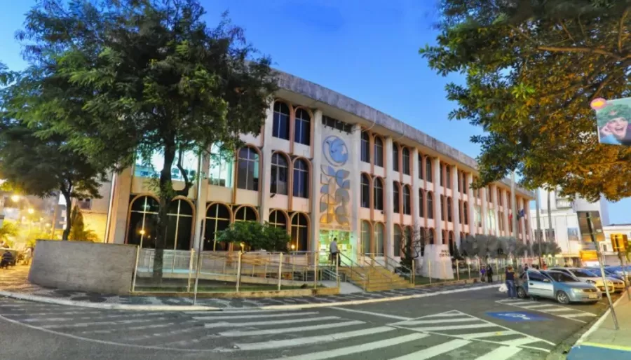 Assembleia Legislativa da Paraíba prepara novo concurso público para 2026, anuncia Adriano Galdino