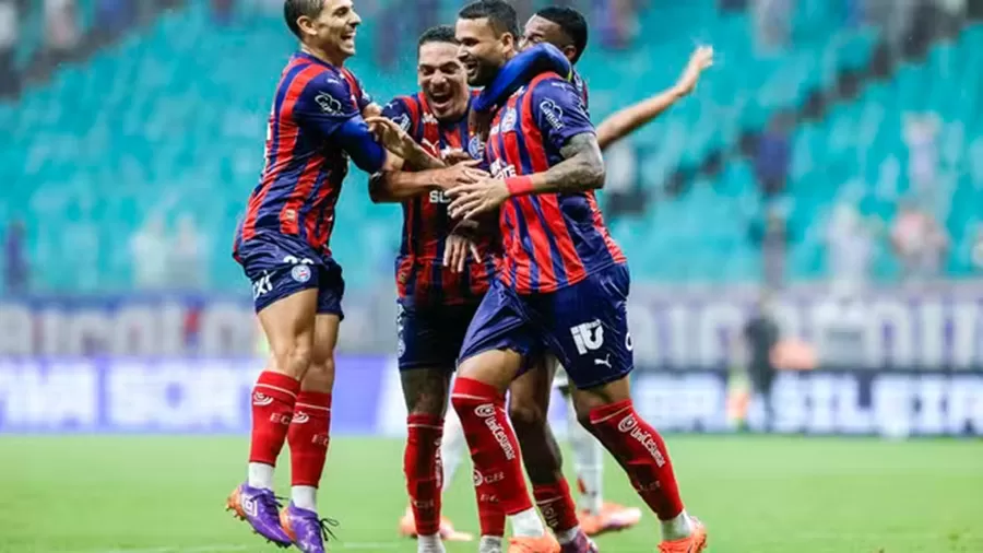 Bahia explora os lados do campo para encurralar o Inter e faz mais uma vítima na Fonte Nova