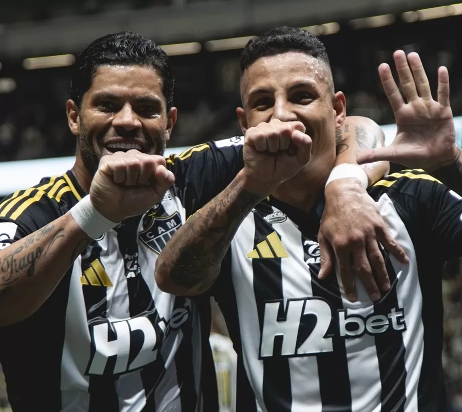 Com Hulk “quinhentão” e golaço, Atlético-MG atropela Bahia e se afasta do Z-4