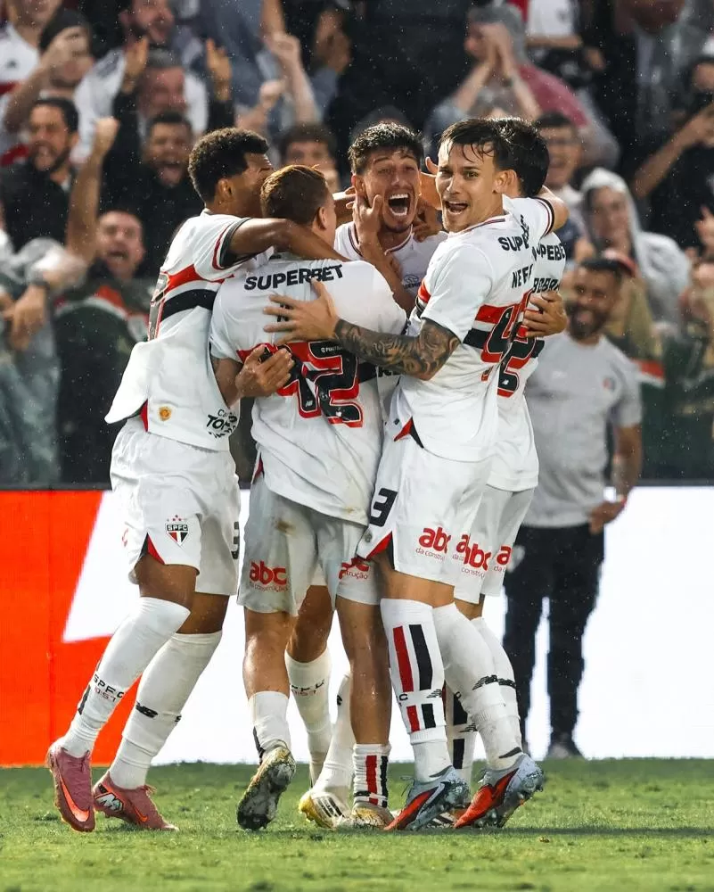 São Paulo vence, continua no G-8 e deixa Juventude perto do rebaixamento
