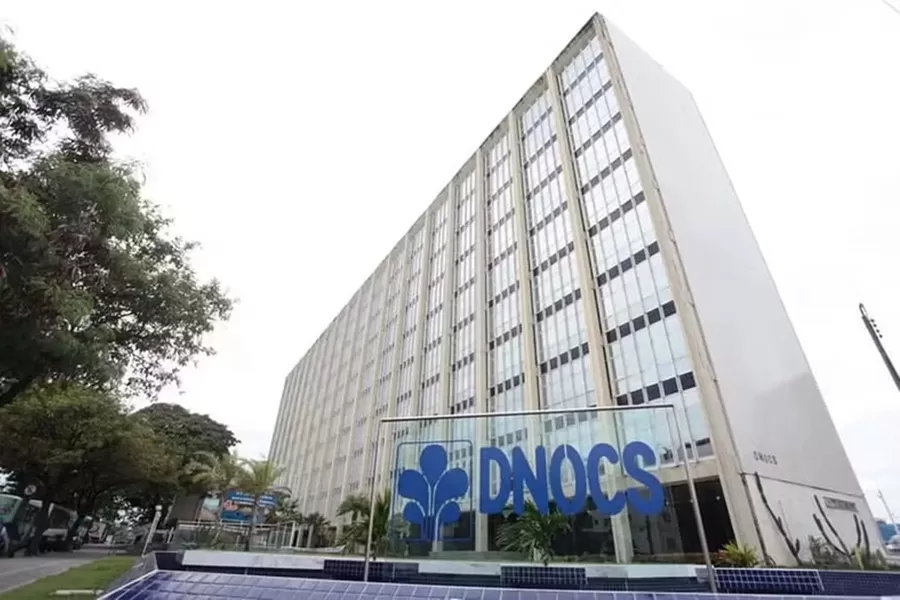 Dnocs falha no combate à seca e drena 60% dos recursos para asfalto