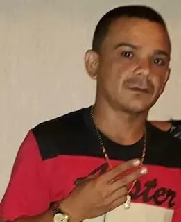 Homem de 33 anos é assassinado a tiros durante o trabalho, na tarde desta quinta-feira (4), em Catolé do Rocha