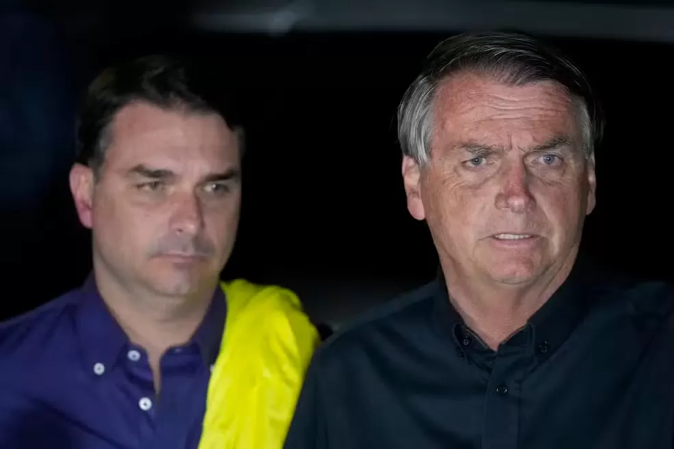 Flávio Bolsonaro diz ter sido escolhido pelo pai para ser o candidato do PL à Presidência em 2026