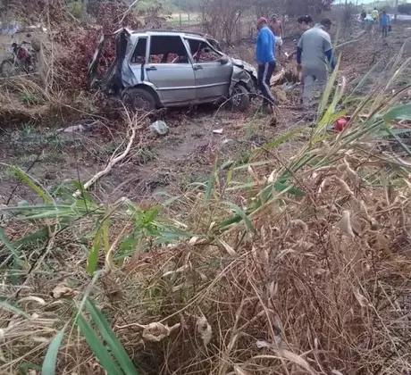 Acidente na BR-101 em Rio Tinto deixa um morto após veículo sair da pista