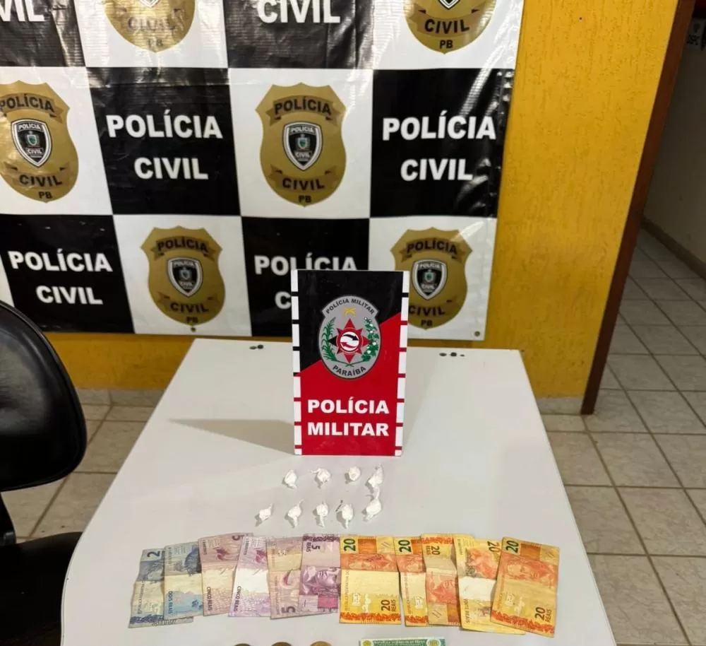 Polícia Militar prende suspeito de tráfico e apreende drogas nesta quinta-feira (1º), em Catolé do Rocha 