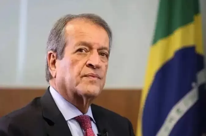 Valdemar vai para o tudo ou nada na candidatura de Flávio Bolsonaro à presidência e quer combo Tarcísio, Michelle e Nikolas