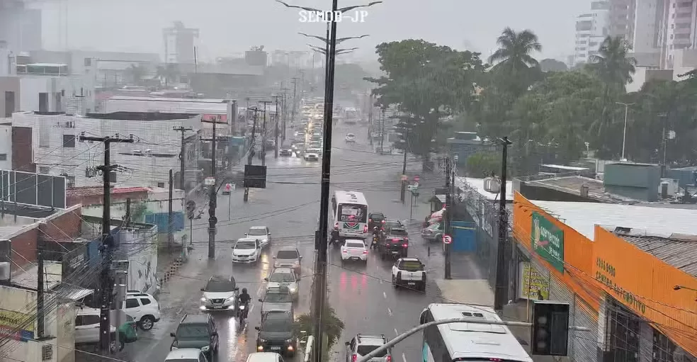 João Pessoa registra chuva acima da média histórica de fevereiro e alcança 110 milímetros em 12 horas