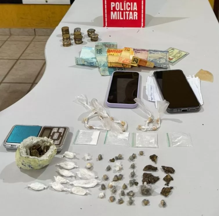 Polícia Militar prende suspeita de tráfico e apreende drogas no bairro Tancredo Neves, em Catolé do Rocha